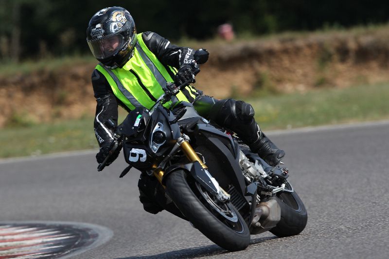 /Archiv-2018/44 06.08.2018 Dunlop Moto Ride and Test Day  ADR/Strassenfahrer-Sportfahrer grün/9